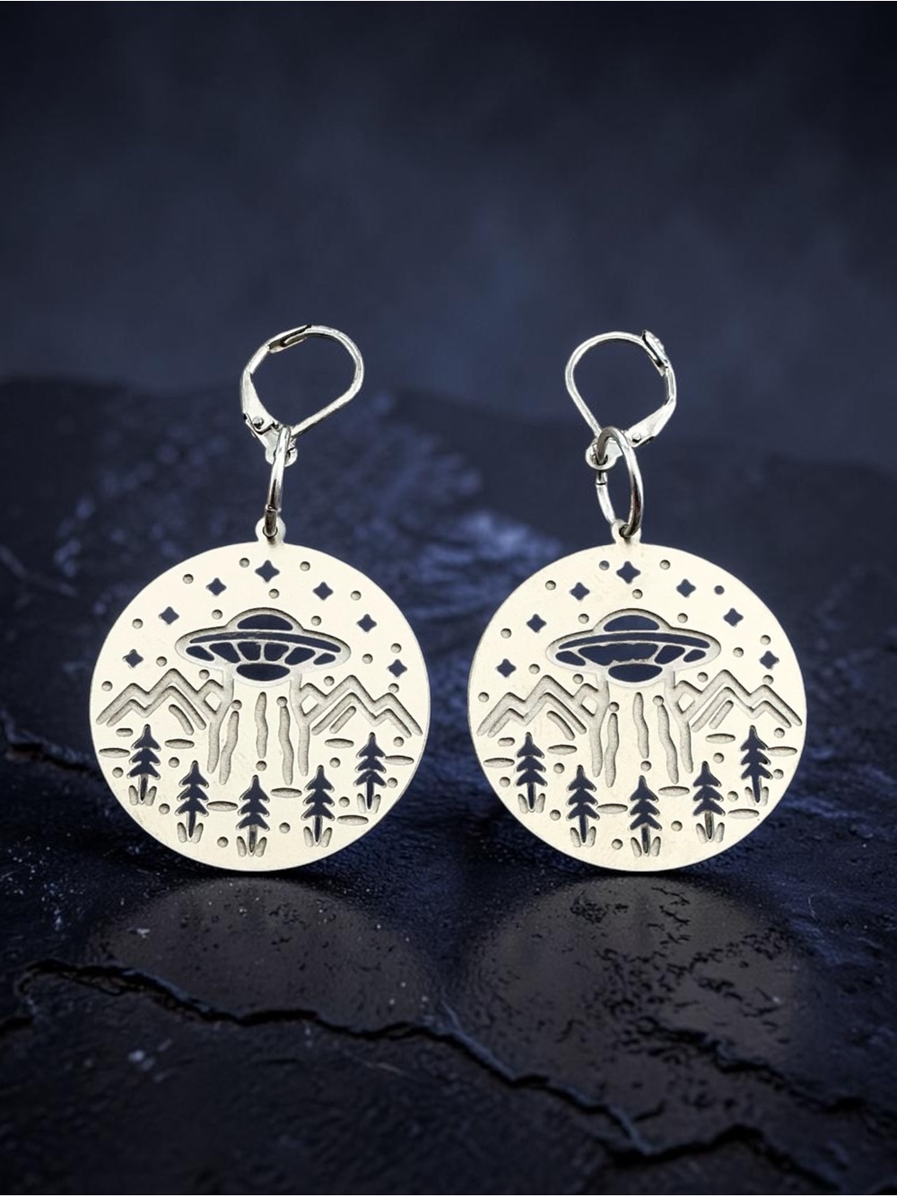 🆕 Alien Invasion Dangle Earrings